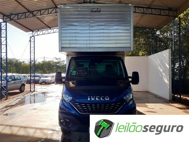 IVECO DAILY 35-150CS 2021/2022 IVECO DAILY 35-150CS 2021/2022